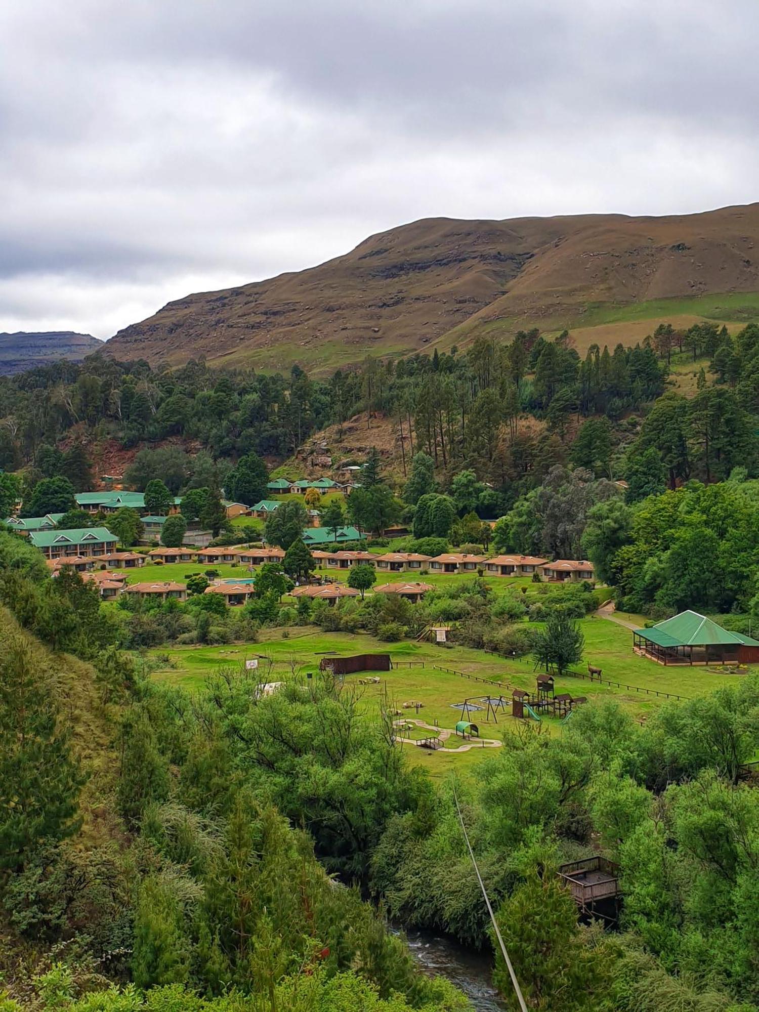 Gooderson Leisure Riverbend Chalets Self Catering And Timeshare Gold Crown Resort Drakensberg Eksteriør billede