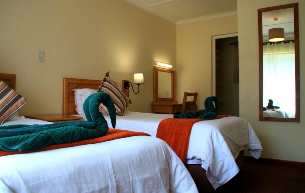 Gooderson Leisure Riverbend Chalets Self Catering And Timeshare Gold Crown Resort Drakensberg Eksteriør billede